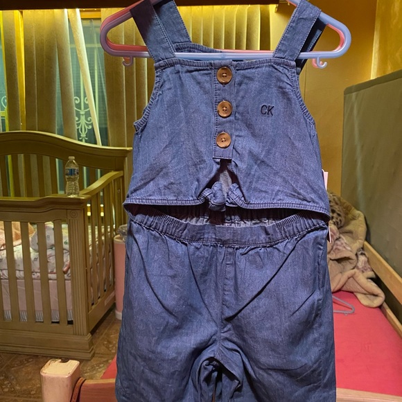 outfits for twins size 18 months - Picture 3 of 4